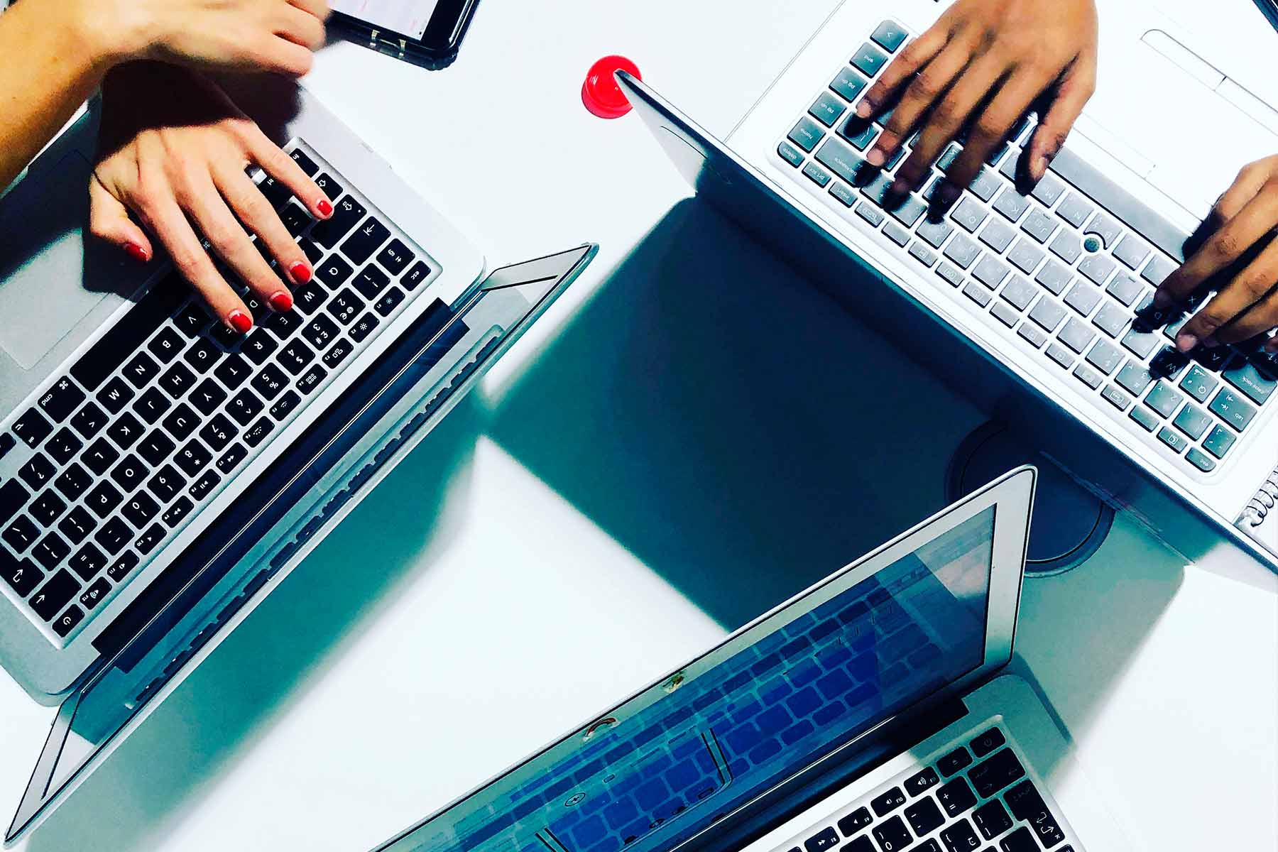 Como Escolher o Melhor Notebook para Sua Empresa - Guia Completo